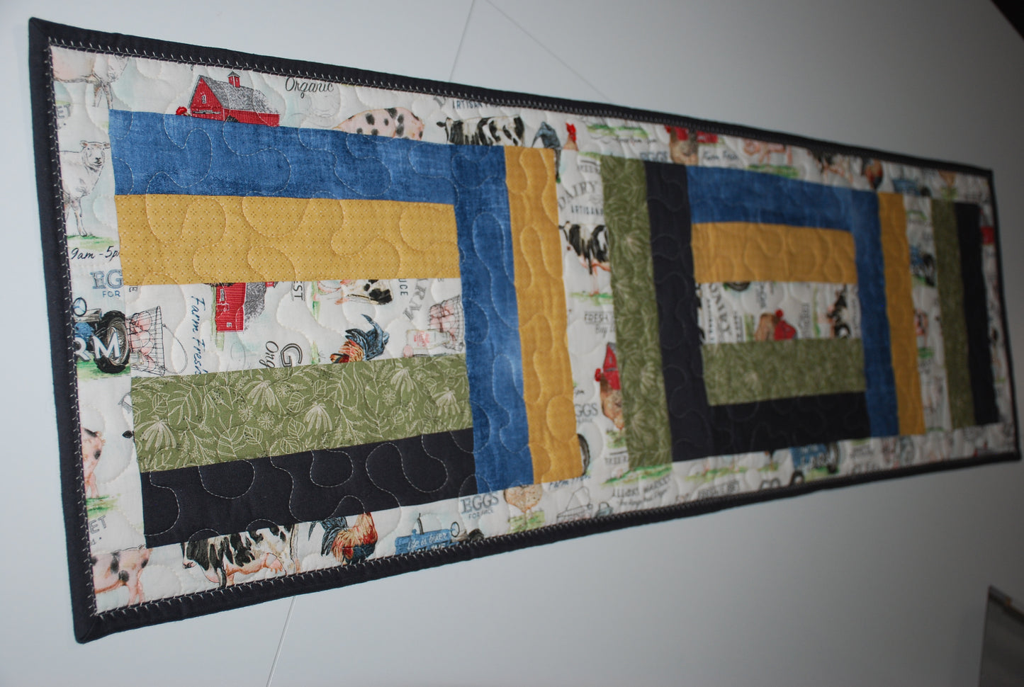 Farm Fresh Table Runner