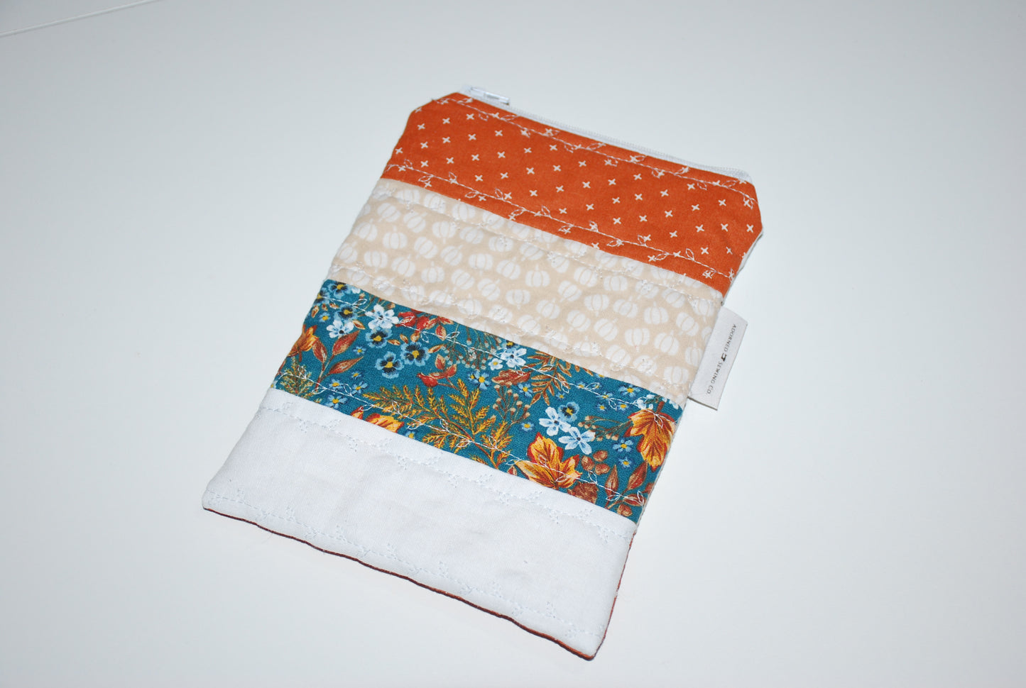 Small Fall Zipper Pouch