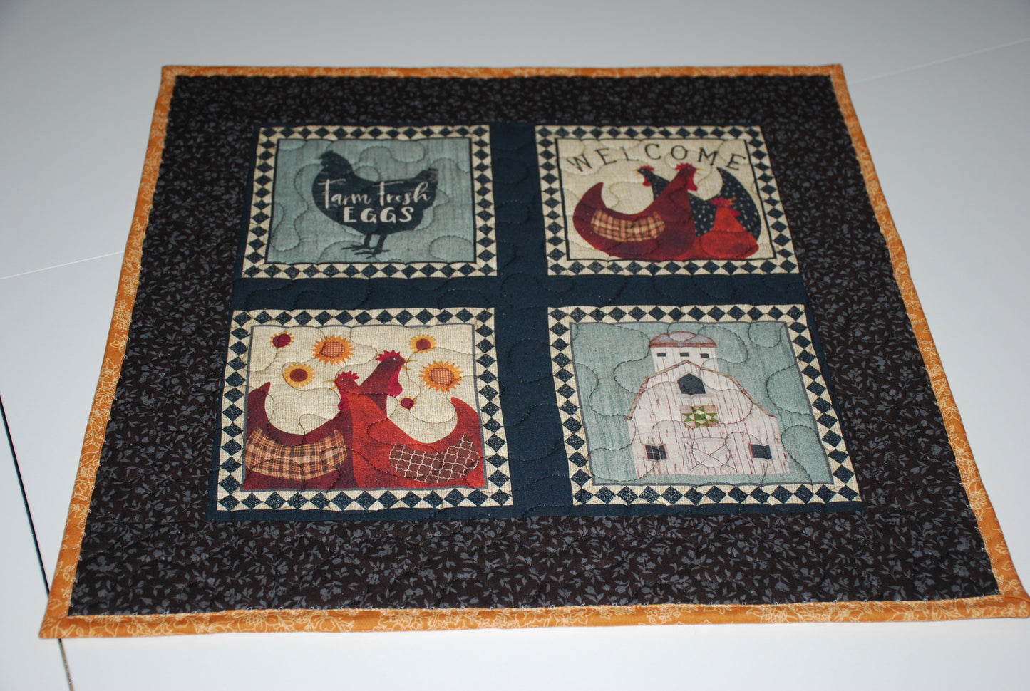 Farmhouse Table Topper and Hot Pad