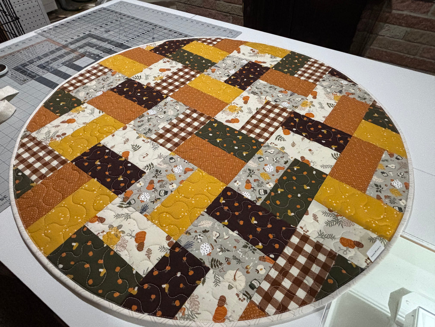Custom Order Round Tablerunner