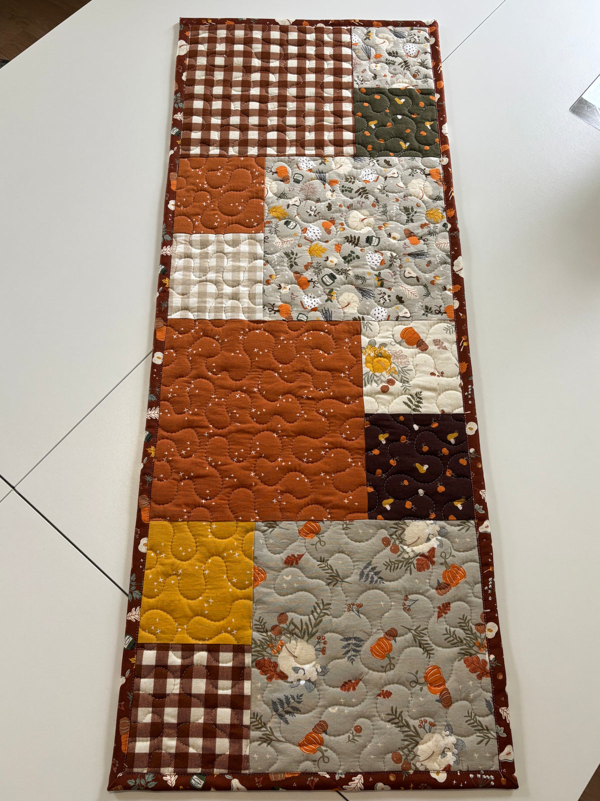 Pumpkin Spice Fall Table Runner