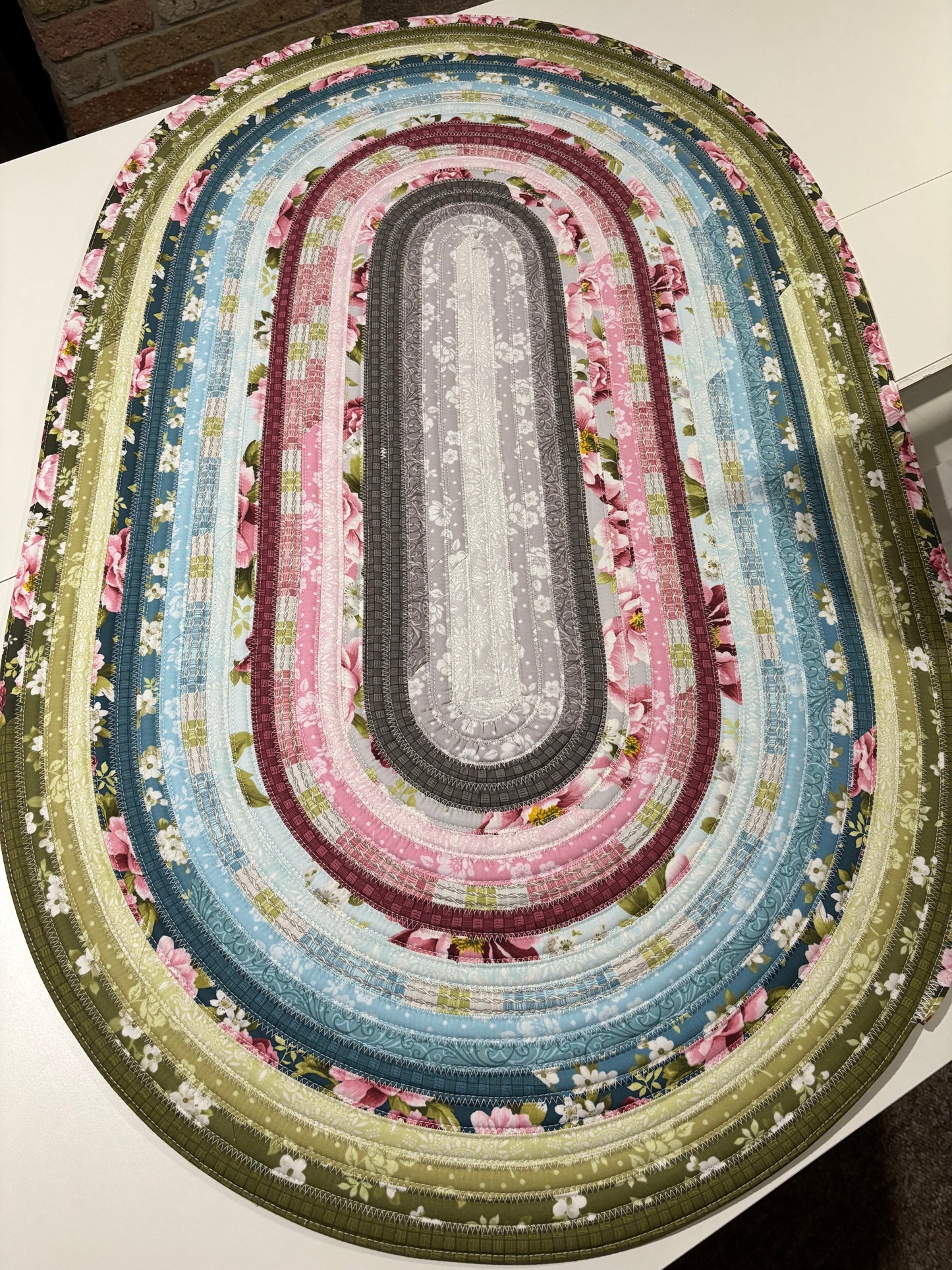 Camelia Jelly Roll Rug
